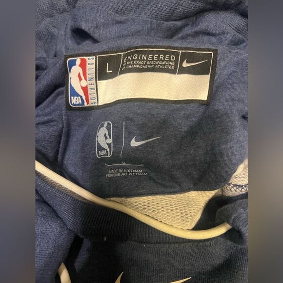 NBA Wolves Nike Dri-Fit Standard Issue Basketball Hoodie L - Picture 2 of 9